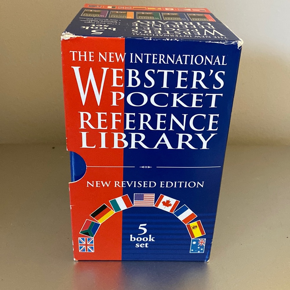 New Webster pocket reference library-smoke free home